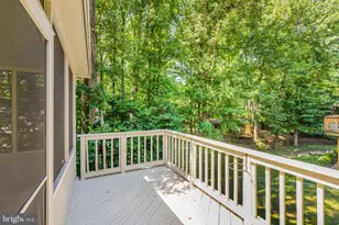 12204 Harbor Dr, Woodbridge, VA 22192 - Photo 38