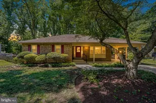 12204 Harbor Dr, Woodbridge, VA 22192 - Photo 48