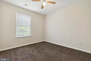 6178 Oaklawn Ln, Woodbridge, VA 22193 - Photo 18