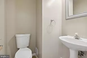6178 Oaklawn Ln, Woodbridge, VA 22193 - Photo 12