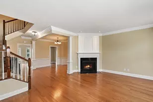 2190 Oberlin Dr, Woodbridge, VA 22191 - Photo 10