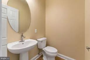 2190 Oberlin Dr, Woodbridge, VA 22191 - Photo 14