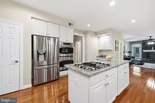 14261 Clubhouse Rd, Gainesville, VA 20155 - Photo 10