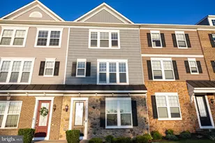 6049 Camerons Ferry Dr, Haymarket, VA 20169 - Photo 1
