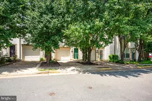 7442 Langholm Way, Manassas, VA 20109 - Photo 2