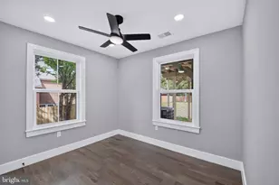 8323 Rolling Rd, Manassas, VA 20110 - Photo 36