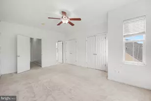 3041 Chinkapin Oak Ln, Woodbridge, VA 22191 - Photo 6