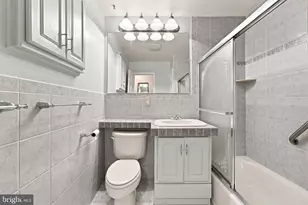 8010 Hillcrest Dr, Manassas, VA 20111 - Photo 48