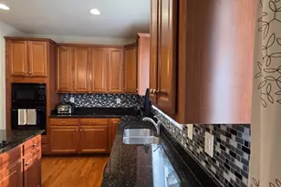 5394 MacDonald Rd, Woodbridge, VA 22193 - Photo 26