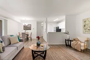 12656 Dara Dr, Woodbridge, VA 22192 - Photo 2