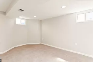 12168 Springwoods Dr, Woodbridge, VA 22192 - Photo 32