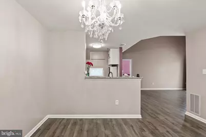 1025 Gardenview Loop #302, Woodbridge, VA 22191 - Photo 8