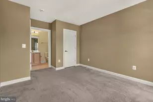 8007 Turtle Crk Cir, Gainesville, VA 20155 - Photo 48