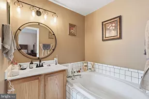 4085 Cressida Pl, Woodbridge, VA 22192 - Photo 14