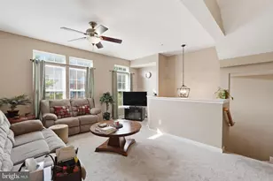 4085 Cressida Pl, Woodbridge, VA 22192 - Photo 4