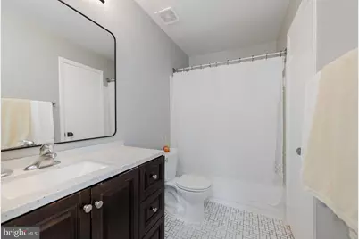 5625 Roundtree Drive, Woodbridge, VA 22193 - Photo 18