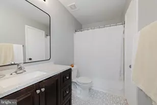 5625 Roundtree Dr, Woodbridge, VA 22193 - Photo 18