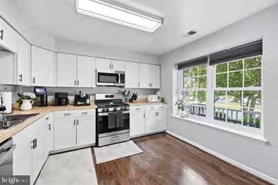 15208 Cloverdale Road, Woodbridge, VA 22193 - Photo 4