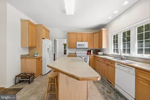 14023 Flagtree Pl, Manassas, VA 20112 - Photo 12