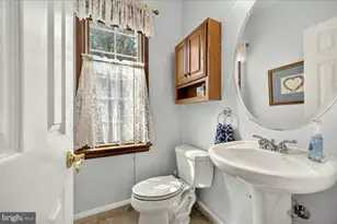 4228 Misty Ridge Dr, Haymarket, VA 20169 - Photo 8