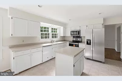 12207 Knightsbridge Drive, Woodbridge, VA 22192 - Photo 12