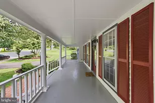 12207 Knightsbridge Dr, Woodbridge, VA 22192 - Photo 4