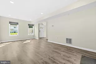 14290 Princedale Dr, Woodbridge, VA 22193 - Photo 8