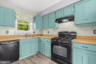 14290 Princedale Dr, Woodbridge, VA 22193 - Photo 12