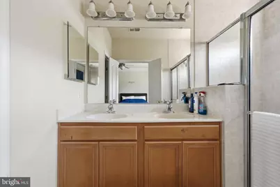 7033 Little Thames Drive, Gainesville, VA 20155 - Photo 32