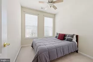 7033 Little Thames Drive, Gainesville, VA 20155 - Photo 8