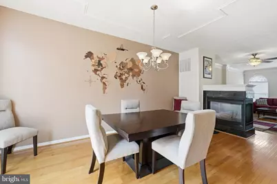 7033 Little Thames Drive, Gainesville, VA 20155 - Photo 4