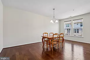 7504 Brunson Cir, Gainesville, VA 20155 - Photo 10