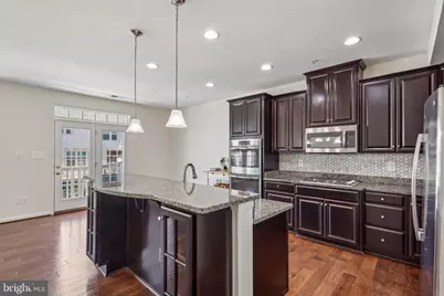 7504 Brunson Circle, Gainesville, VA 20155 - Photo 6