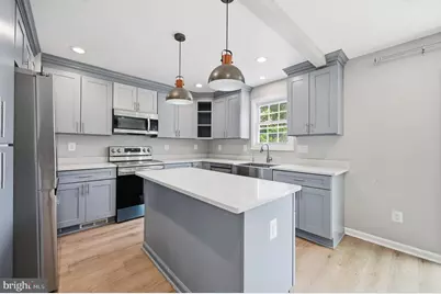 12759 Captains Cove, Woodbridge, VA 22192 - Photo 2