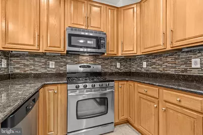 2415 Rainswood Lane, Woodbridge, VA 22191 - Photo 12