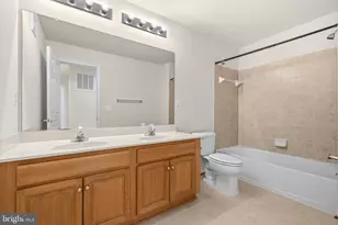 2415 Rainswood Ln, Woodbridge, VA 22191 - Photo 26