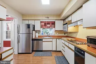 10106 Brandon Way, Manassas, VA 20109 - Photo 4