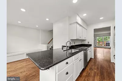 11527 Bertram, Woodbridge, VA 22192 - Photo 10