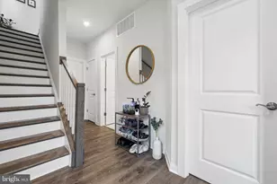 1713 Autumn Maple Leaf Dr, Dumfries, VA 22026 - Photo 6