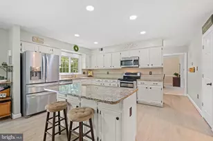 4308 Marquis Pl, Woodbridge, VA 22192 - Photo 8