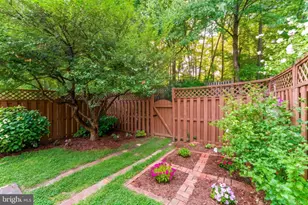 12816 Silvia Loop, Woodbridge, VA 22192 - Photo 18