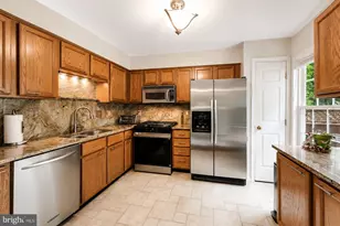 12816 Silvia Loop, Woodbridge, VA 22192 - Photo 10