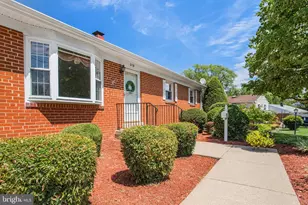 2118 Culpeper Dr, Woodbridge, VA 22191 - Photo 1