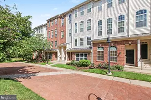 6109 Aster Haven Cir, Haymarket, VA 20169 - Photo 4