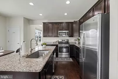 15801 Aerial View Road, Woodbridge, VA 22193 - Photo 10