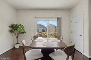 15801 Aerial View Rd, Woodbridge, VA 22193 - Photo 16