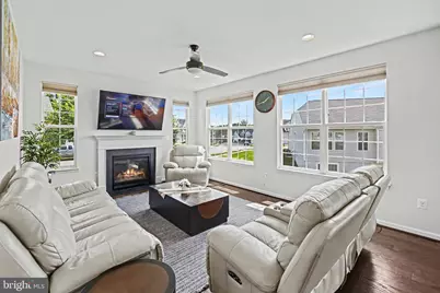 15801 Aerial View Road, Woodbridge, VA 22193 - Photo 6
