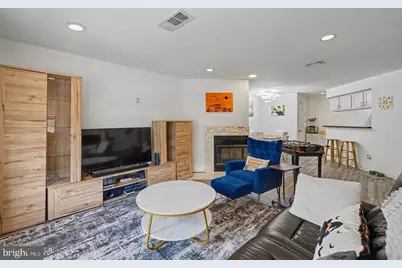 4046 Chetham Way, Woodbridge, VA 22192 - Photo 6