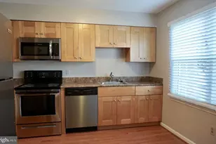 2893 Seminole Rd, Woodbridge, VA 22192 - Photo 2