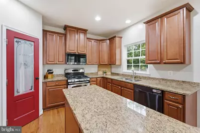 13722 Abbey Manor Lane, Gainesville, VA 20155 - Photo 28